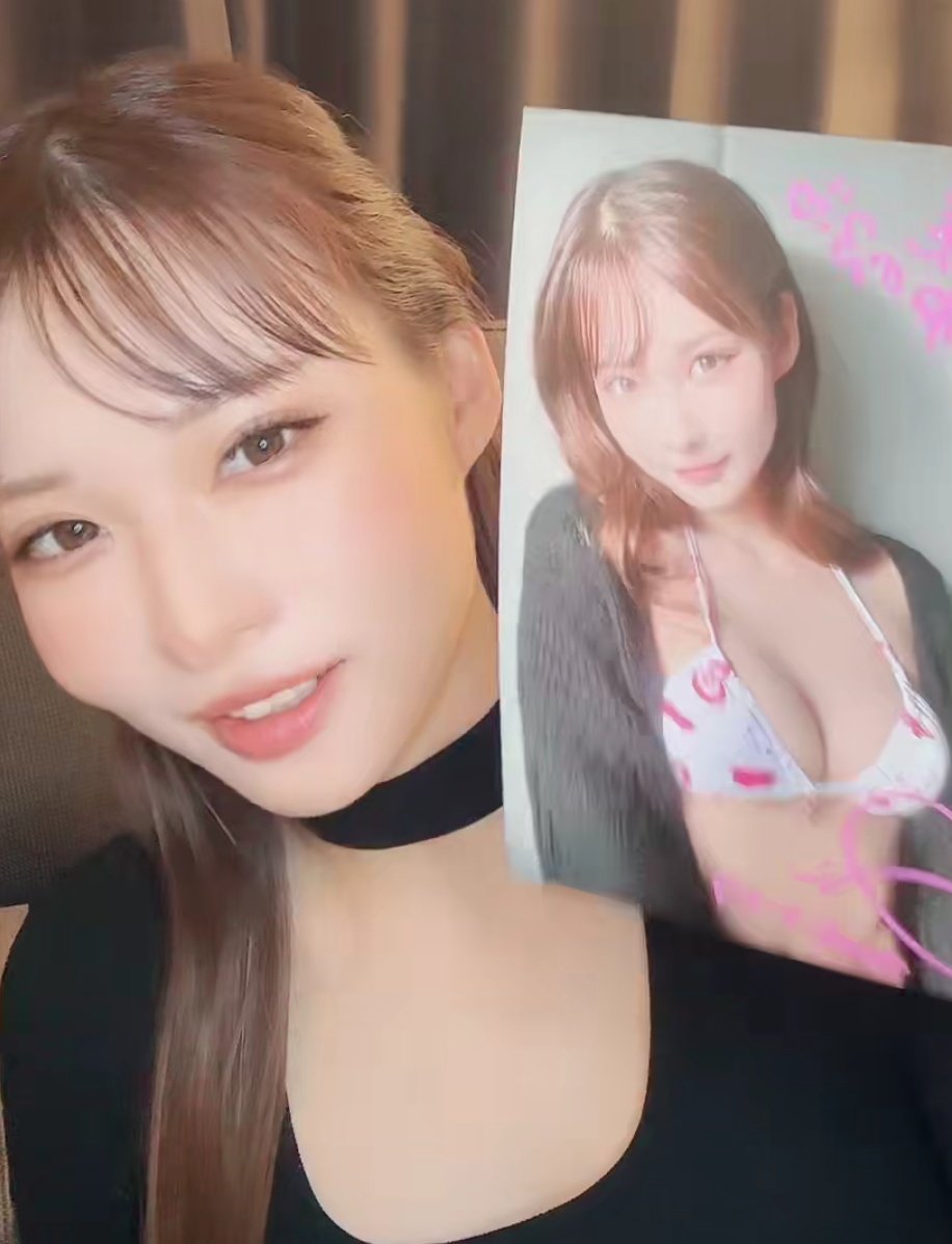 《妄想絵日記》
２月28日　今日はバカヤローの日ということで
「『小声で言ってもマイクで拾われちゃうとトンデモナイことになっちゃうね😱私もライブ中は変なことを言わないように気をつけないと😅』と真依様が言ったから２月28日は《変なことって何だろう🤔記念日》」

#一日一真依様
#大野真依