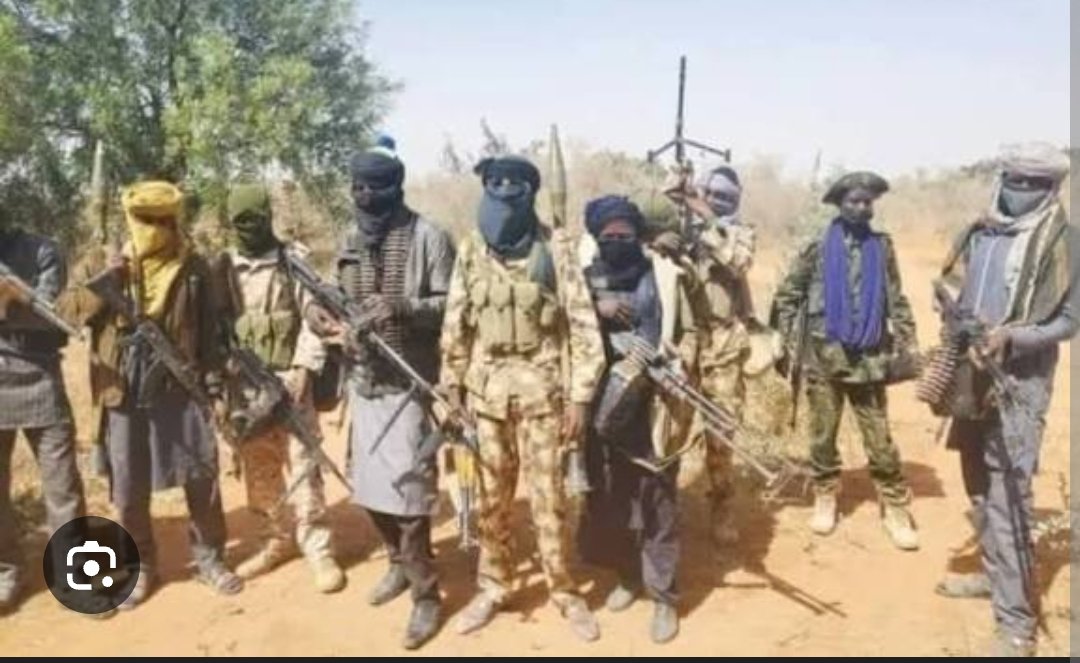 CrownprinceCom2's tweet photo. BREAKING: Bandits are reportedly attacking Digare in Alkaleri LGA of Bauchi State. Urgent security intervention is needed in Digare and nearby communities.
Please repost widely to alert the relevant authorities. May our collective effort help save lives.
@SenBalaMohammed @DHQNigeria @PoliceNG