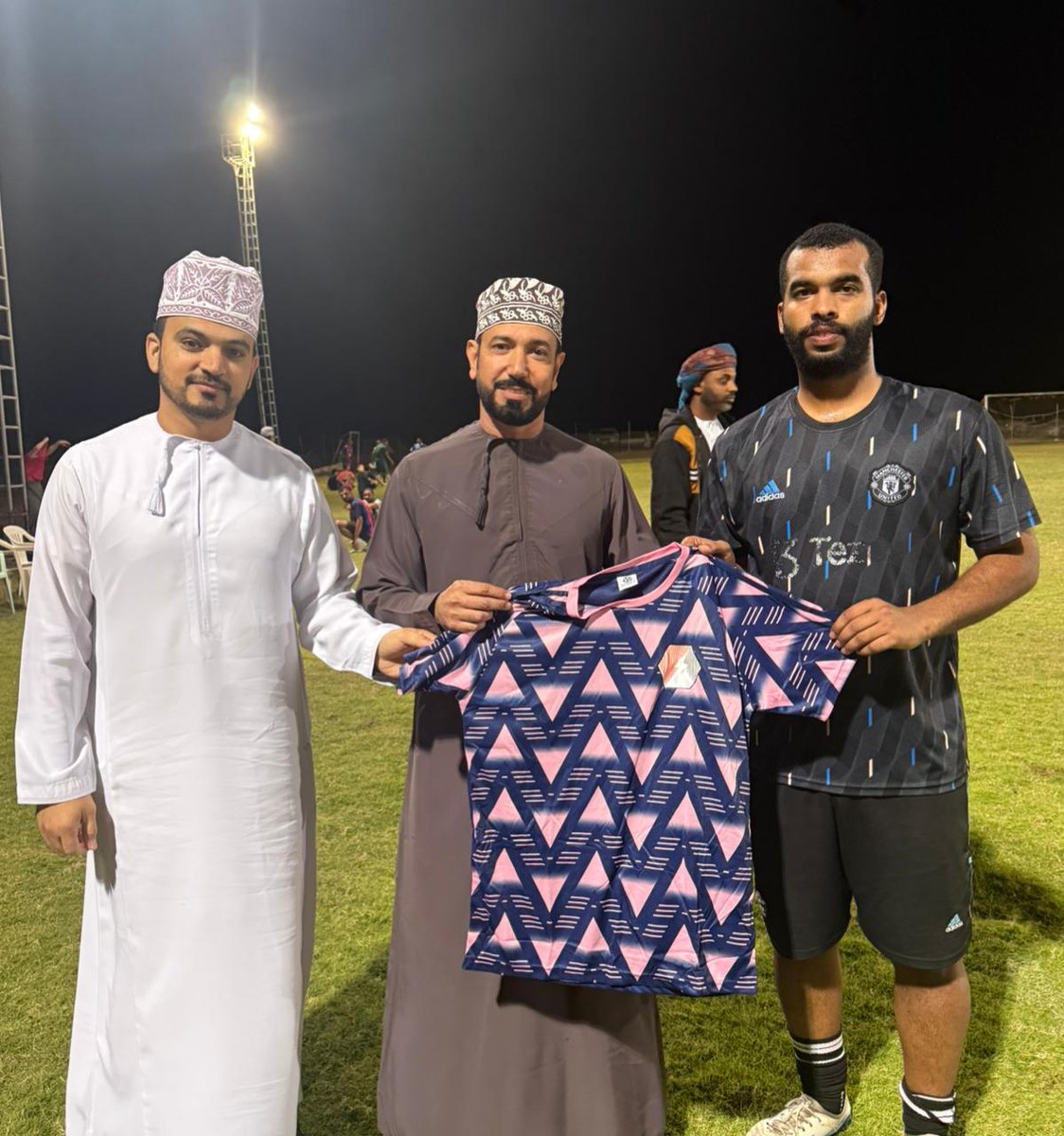 🏆 فريق المحرق يفوز  على الرحاب بنتيجة 3️⃣–1️⃣ 🔥⚽

ألف مبروك للمحرق، وهاردلك للرحاب 💚

⭐️ أفضل لاعب في المباراة:
مصعب راشد الكيومي 👏✨

#بطولة_فريق_الميحة #المحرق #الرحاب #كرة_القدم
#رمضان_كريم
