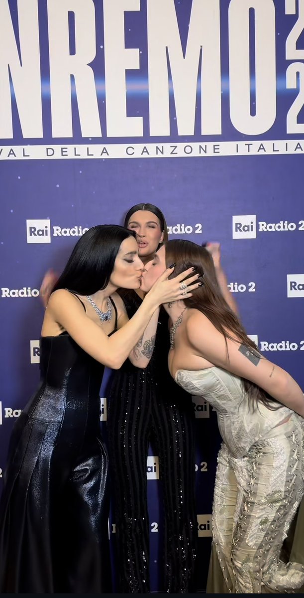 CAHIM4's tweet photo. divas 🛐 levante e gaia  #Sanremo2026 https://t.co/yUWHalhLtL