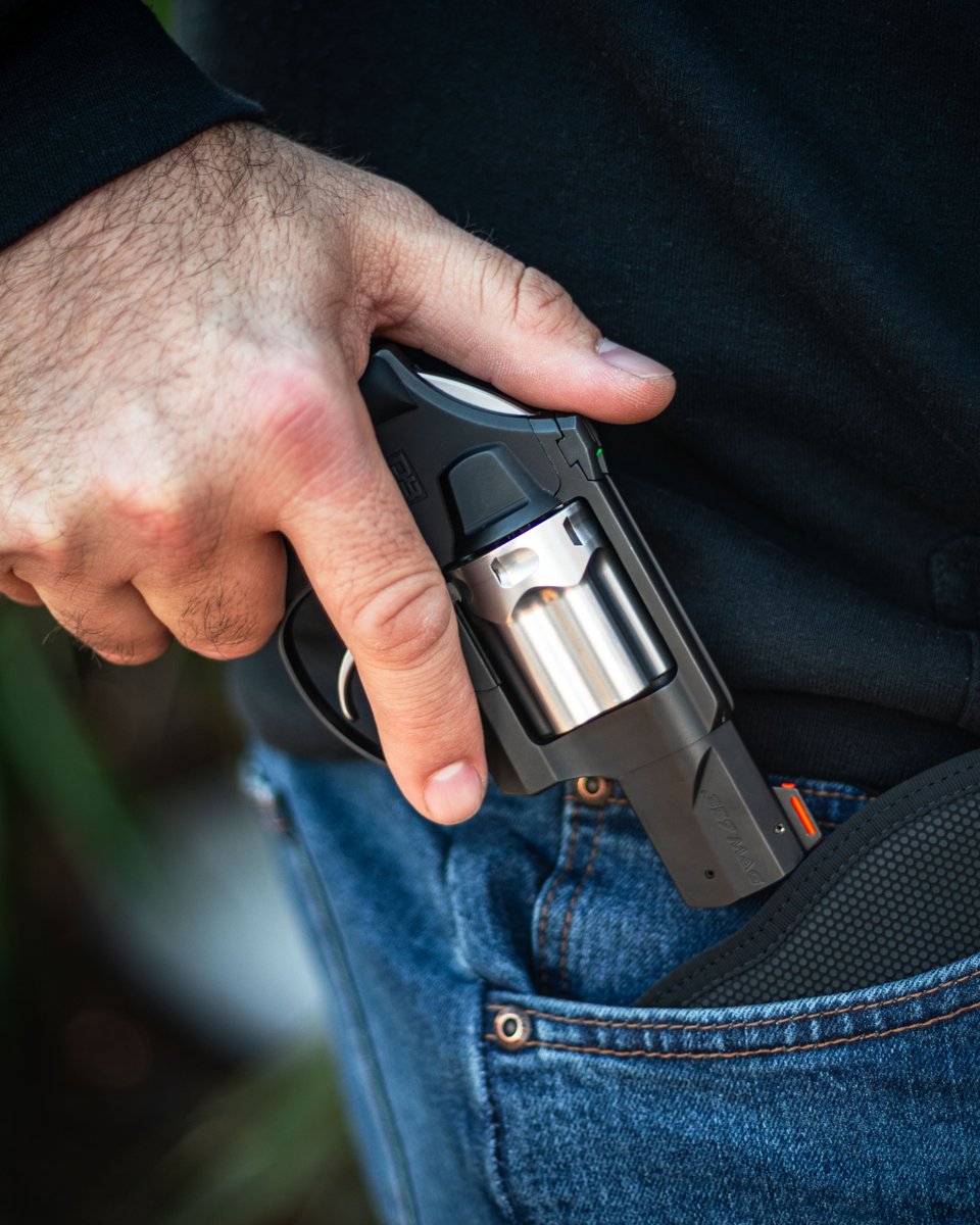 Diamondback Firearms tweet media