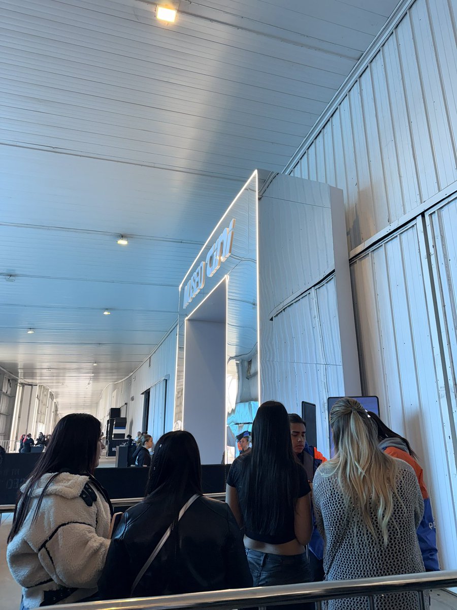 porque ya nada es igual… el tiempo siguió pero yo me quedé hace 6 meses atrás 😔😔😔❤️‍🩹