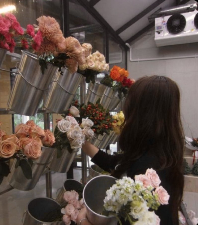 ميلاف tweet media