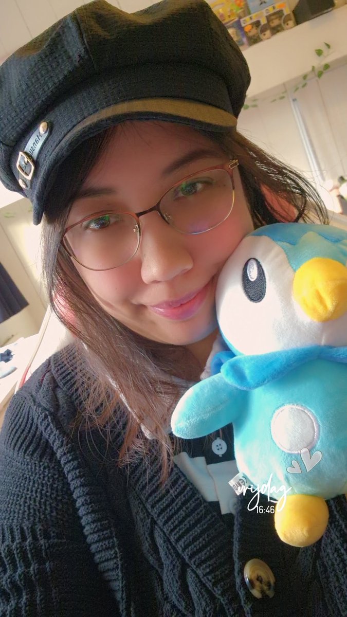 Piplupchan's tweet photo. QTR Yourself (trainer with me) &amp; your favourite #Pokemon30 logo! Also, oh, no trainer did a face reveal?!
#PokemonDay #Pokemon #Piplup https://t.co/xM1PB1VzTK