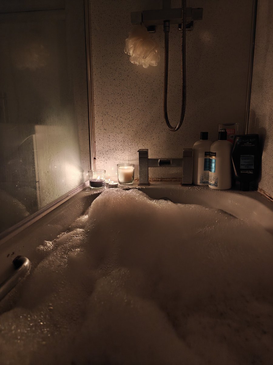 iggie 🏳️‍⚧️ tweet media