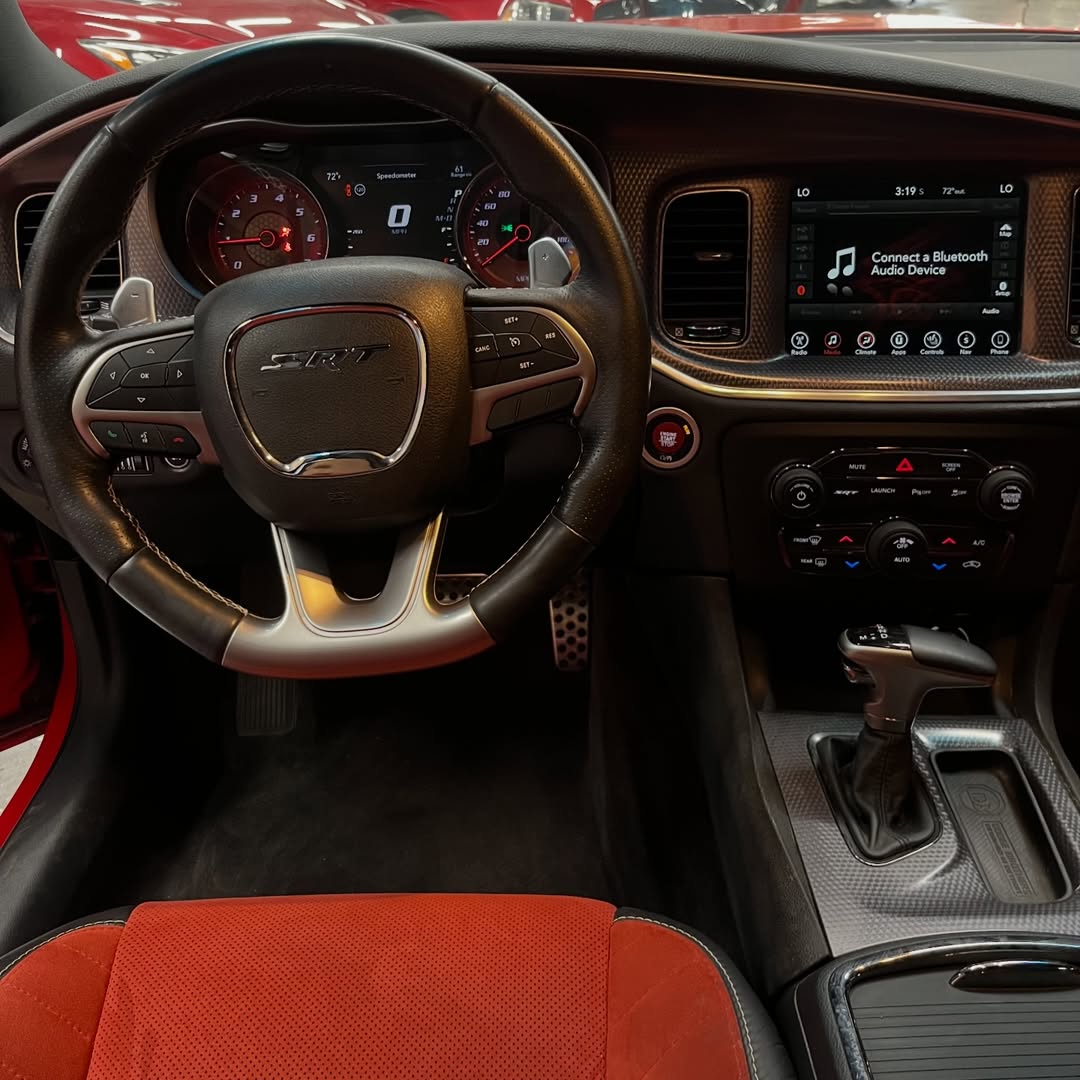 nocarcontext's tweet photo. Dodge Charger SRT Hellcat ❤️❤️ https://t.co/mWXyaORKXH