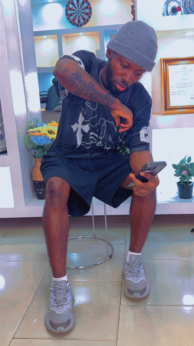 ChillyWay tweet media