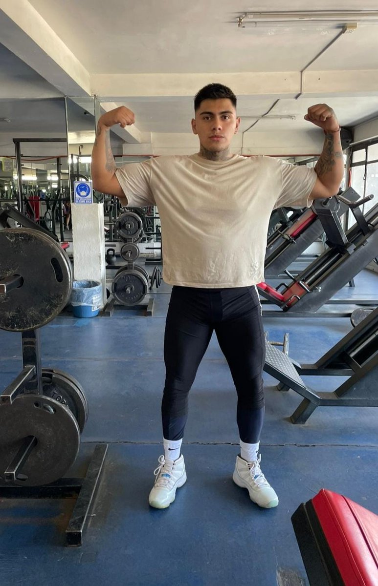 GeoRM1523's tweet photo. El cuerpo / el culo / la verga 🥵😏🍆
Mándeme what's para adquirir contenido super rico 
5621888373 
@EncuentroGayMty https://t.co/m5M3lOVwv2