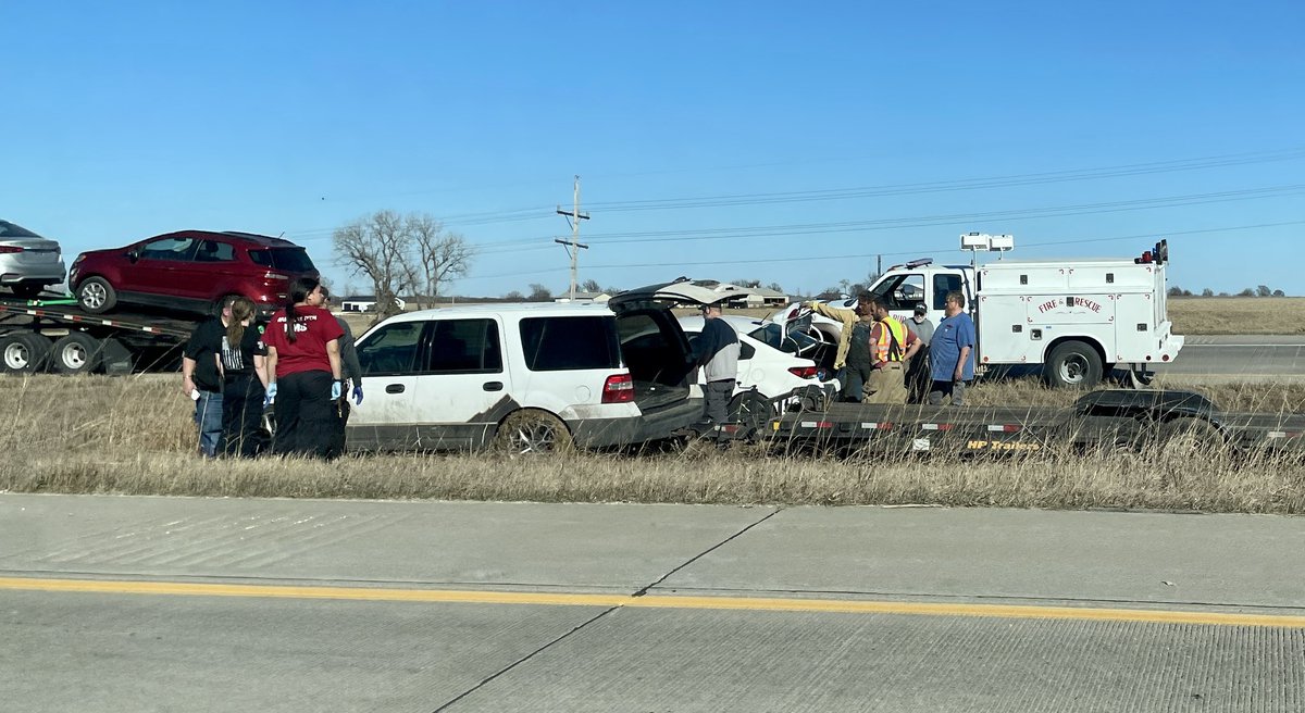 Portions of both the north and southbound lanes on US 75 near 190th Road are temporarily closed due to a multi-vehicle accident