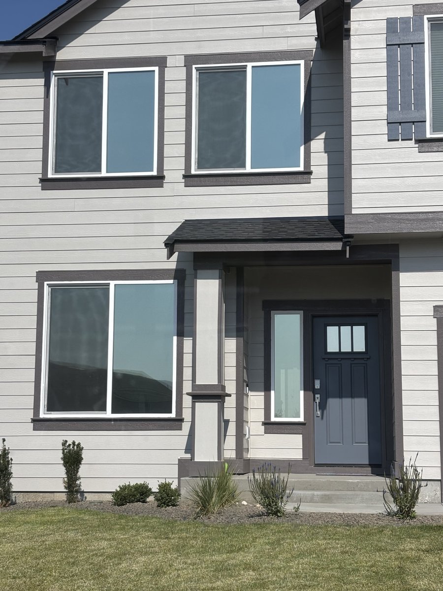 S_Sunscreen's tweet image. DR15 achieves 71% heat reduction, 82% glare block, 99% UV block &amp;amp; winter insulation, typically paying for itself in energy costs in about three years! Call to learn more at 509-328-4015!
#FamilyOwned #Since1949 #FourGenerations #ShopLocal #WindowFilm #EnergyStar #LifetimeWarranty