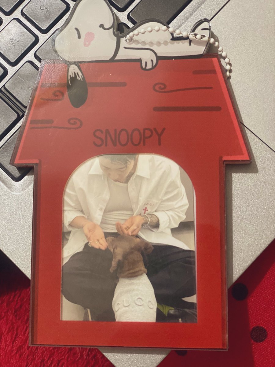 wonsojay's tweet photo. eu to muito apaixonada pelo meu holder do Snoopy que comprei na @AstraMerch com a @ghostinbbyun.
feedback mt positivo pra loja: super cuidadosa e caprichosa!
veio bem embalado, com mimos e ainda tive suporte no pós venda, o que ✨pra mim✨ é essencial!!
valeu MT a pena! 🥹 https://t.co/OMbKVoo4tD