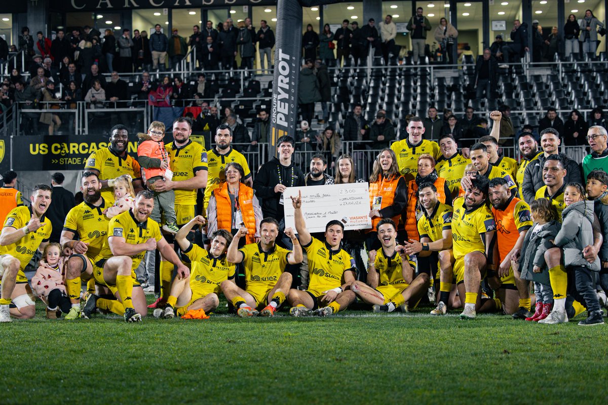 us_carcassonne's tweet photo. 2/2 à domicile ✅
23 points marqués par nos Jaune&Noir ce soir, c’est donc un chèque de 2300€ qui a été remis à l’association 1 Maillot Pour la Vie par le parrain de la rencontre la mutuelle VIASANTÉ !
➡️ https://t.co/rUaECR3jzU
#USCSA
#DéfendreNotreCité ⚔️ https://t.co/5EyUCLM9lL