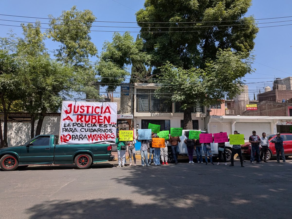 Victor Parra tweet media