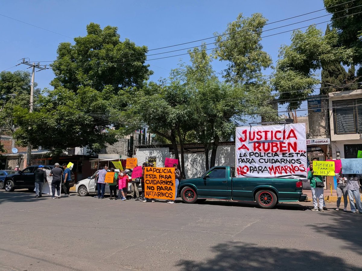 Victor Parra tweet media