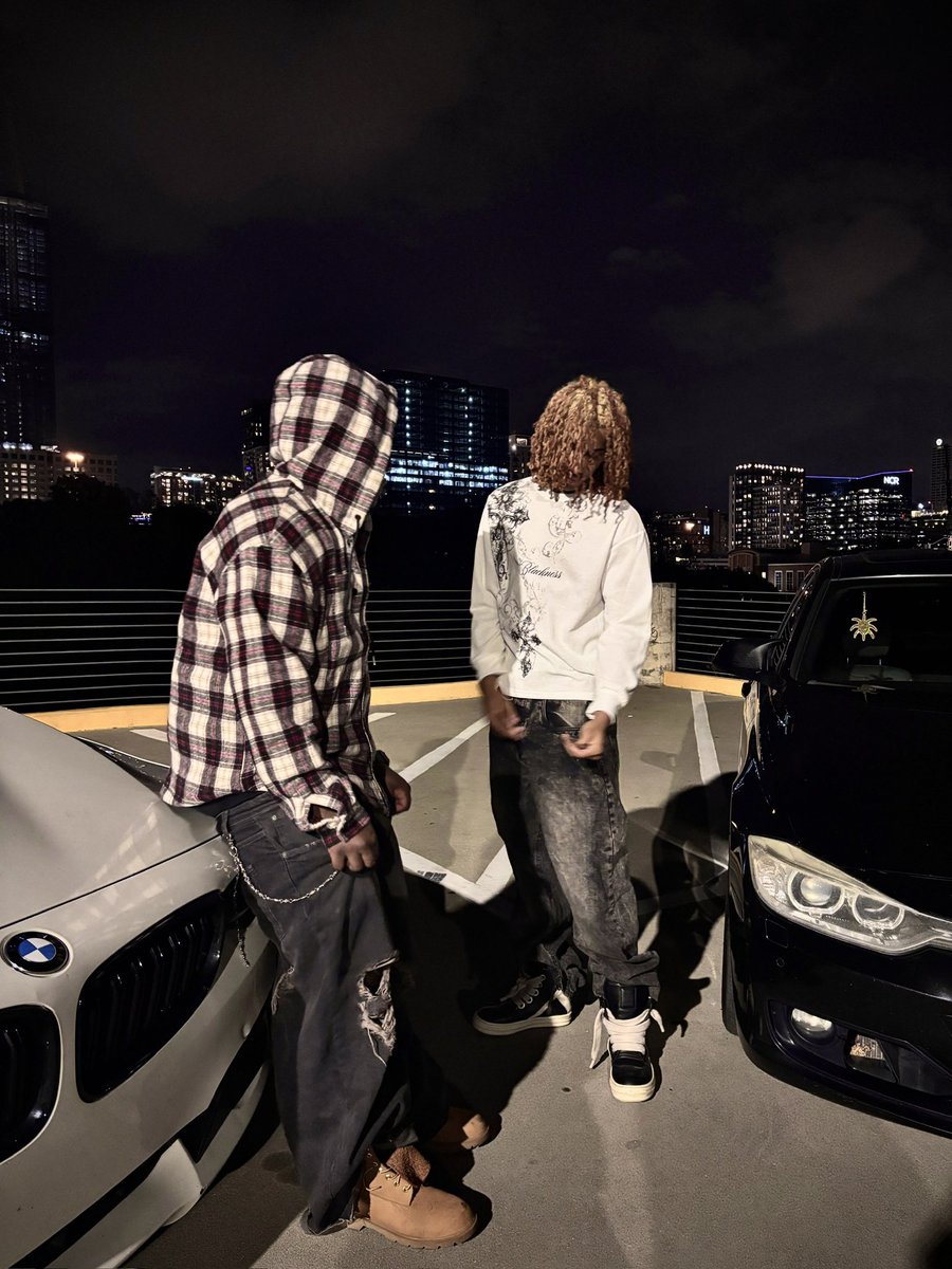 topfloorvvs's tweet photo. YN$ https://t.co/TV39kapAeh