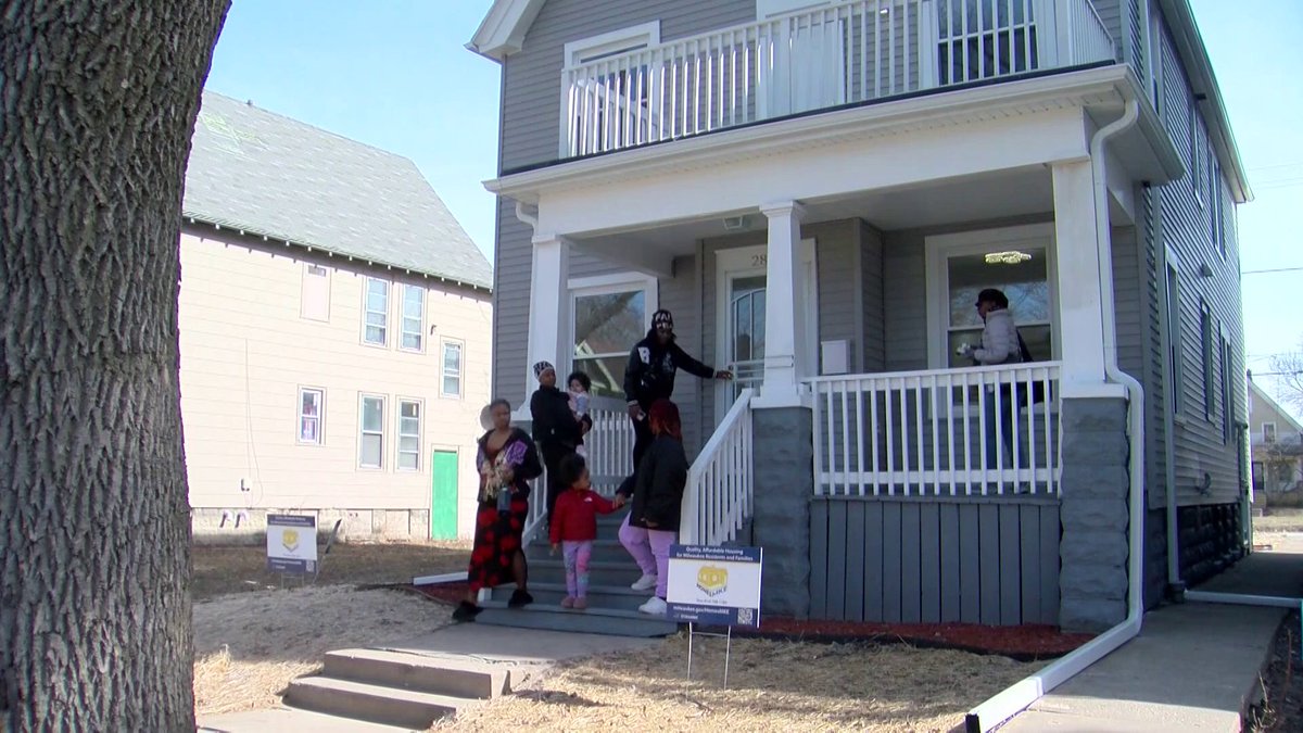 CBS58's tweet photo. AT 5: It's a new beginning for a Milwaukee couple because after 32 years of marriage they finally get to have a place to call their own.

Duaa Israr shows us a federally funded program that is helping people become homeowners and creating more affordable housing within the city. https://t.co/uYBf09V2q9