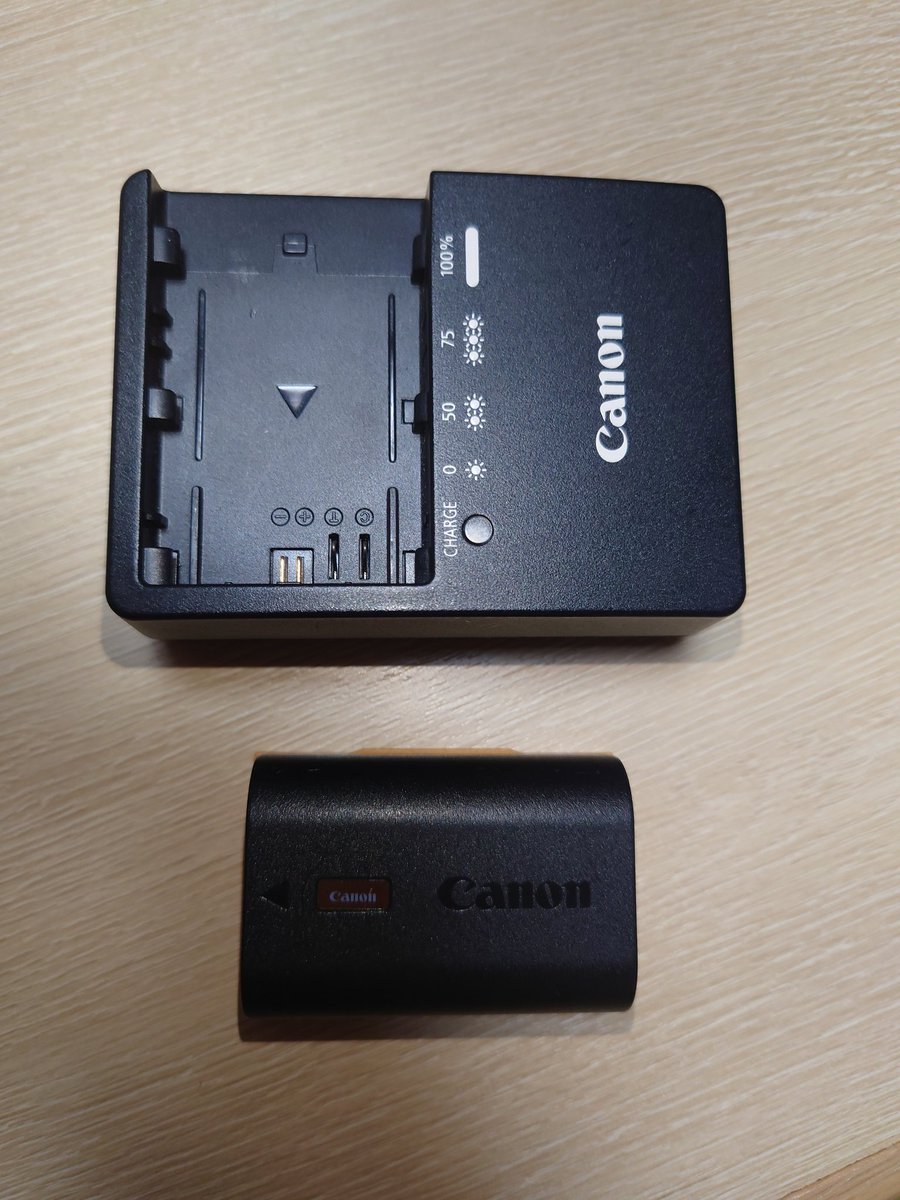 HW_Photograph tweet media