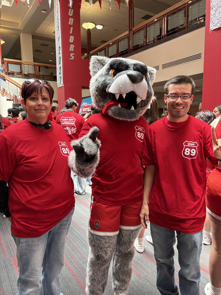 UNM_ARC's tweet photo. HAPPY 137th BIRTHDAY UNM from your friends at ARC! 🎉🎈🎉🎈🎉🎈🎉🎈

Pictured left to right: Becky Walker (Unit Admin), Lobo Louie (is there any explanation needed) and Frankie McQuerry (Accommodations Speciaist) https://t.co/8fXHni9bTP