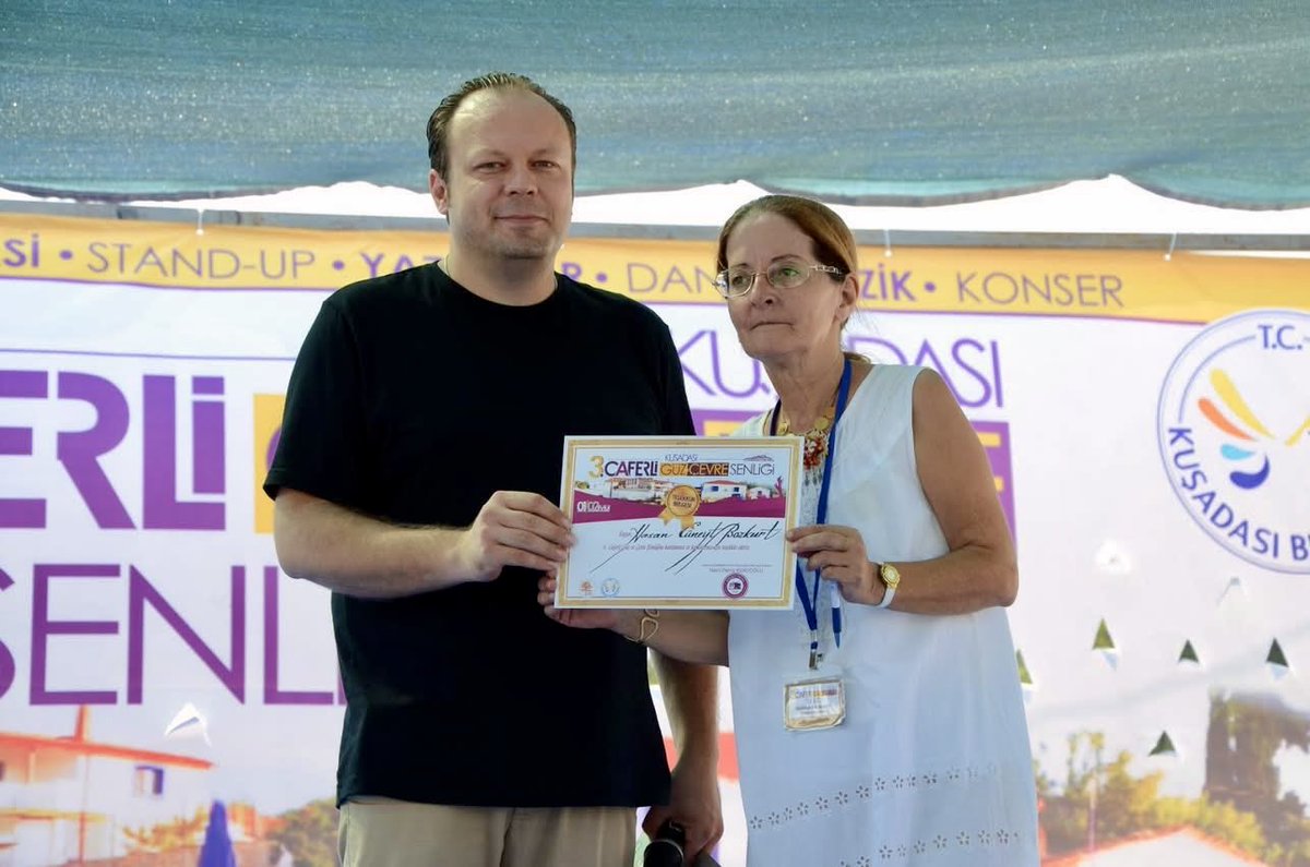 Türkiye Kadın Dernekleri Federasyonu Kuşadası temsilcisi Mehlike Hepdemir'i kaybetmişiz. Kadın ve çocuk hakları mücadelesinde önemli bir isimdi. Ruhu şad olsun.