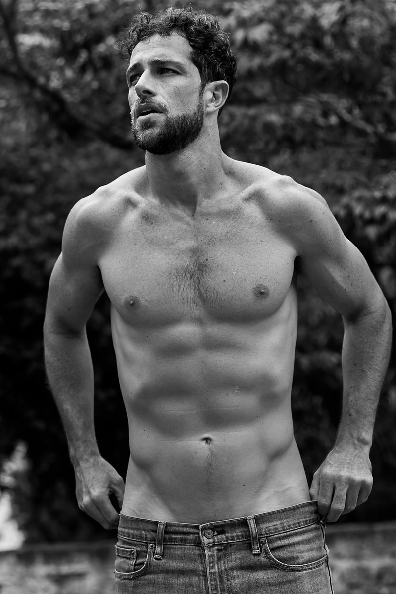 mmscene's tweet image. Model Caio Condi stars in a new MMSCENE exclusive photographed by Thiago Martini and styled by Marcos Lacerda: malemodelscene.net/interviews/int…