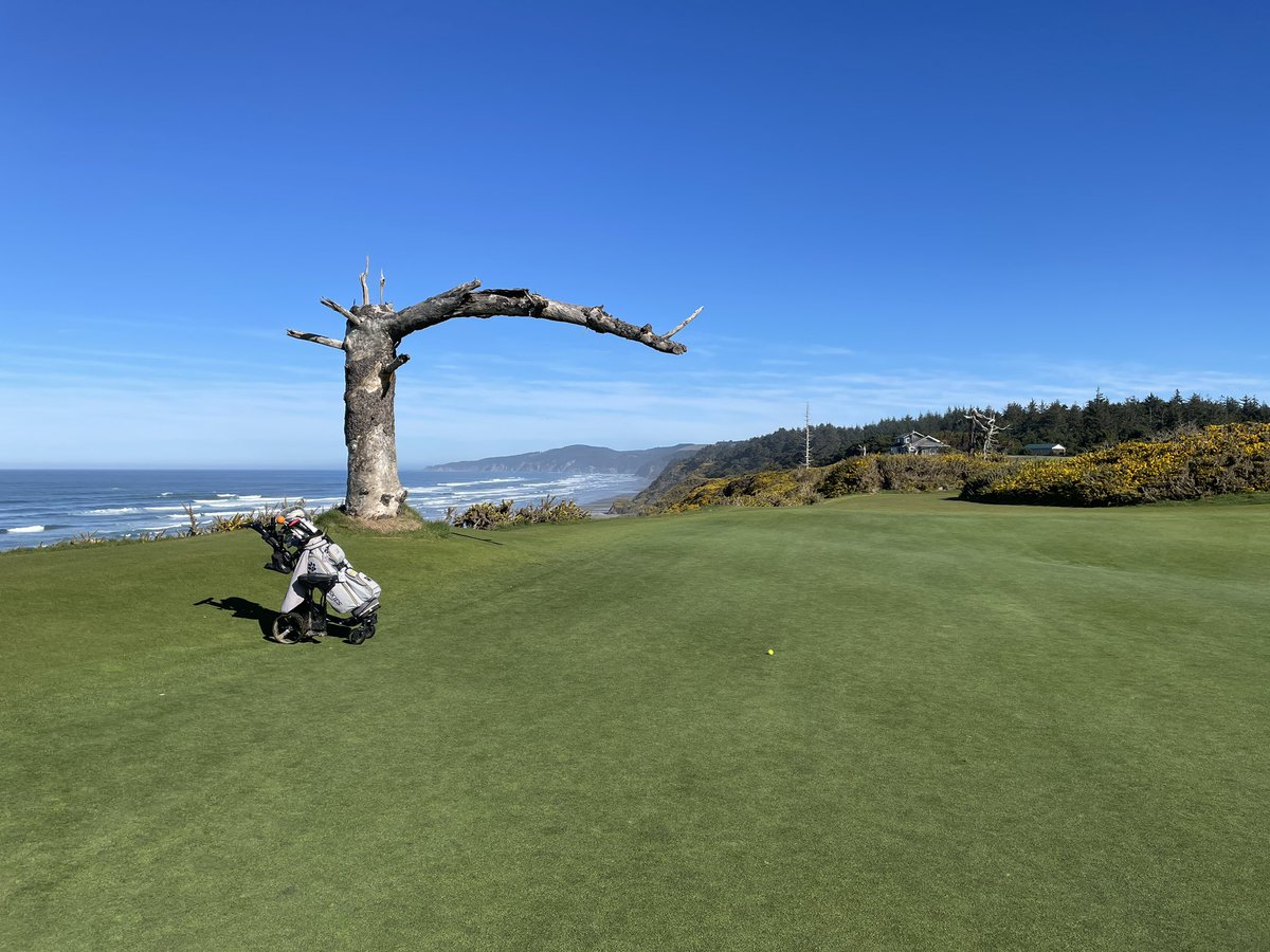 A Sunny no wind day on Sheep Ranch <a href="/BandonDunesGolf/">Bandon Dunes</a>