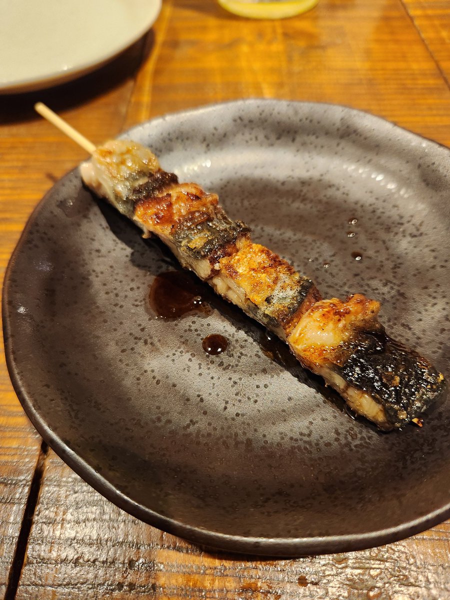 cherry1788's tweet photo. 昨日の札幌ナイトは、
札幌ローカルのフォロワーさんと鰻串で乾杯と洒落込みました☺️
〆はご紹介頂いたラーメン店の夜鳴きラーメン🍜

今日もお仕事なのに、ありがとうございました🙏
またよろしくね～😃✌ https://t.co/QwjJukEwc6