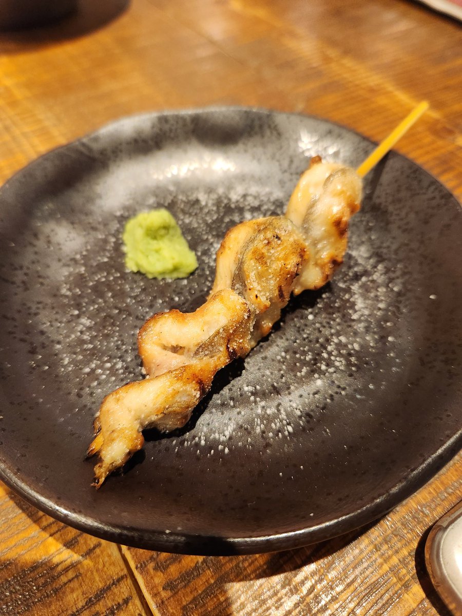 cherry1788's tweet photo. 昨日の札幌ナイトは、
札幌ローカルのフォロワーさんと鰻串で乾杯と洒落込みました☺️
〆はご紹介頂いたラーメン店の夜鳴きラーメン🍜

今日もお仕事なのに、ありがとうございました🙏
またよろしくね～😃✌ https://t.co/QwjJukEwc6