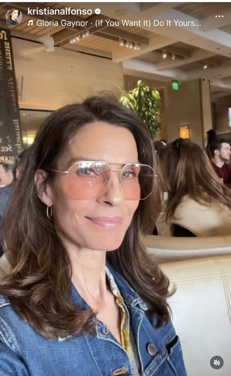 Peggy Bourdo tweet media