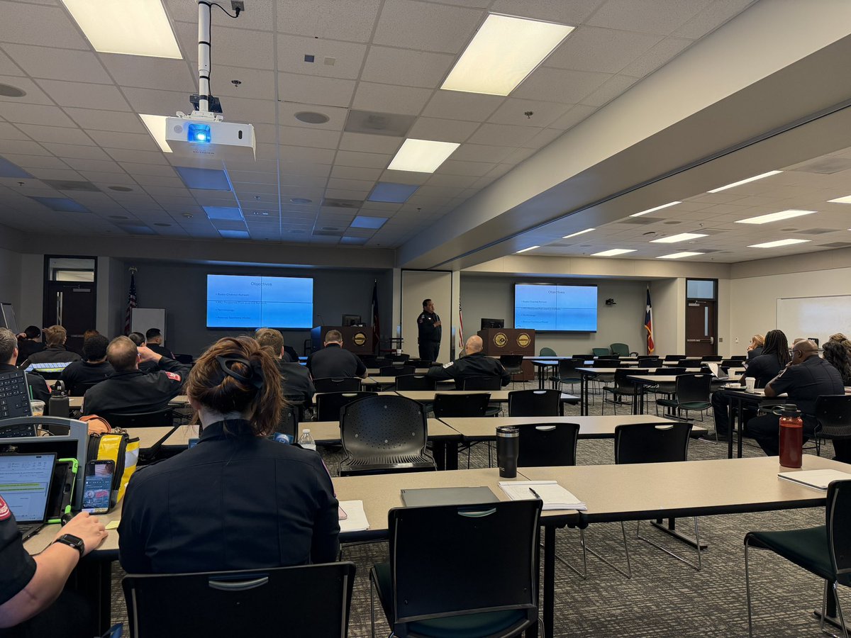 MCHD_TX's tweet image. That’s a wrap! #continuingeducation for Q1 is complete. We offer in-house #CE to all of our #EMS providers quarterly. This time, we discussed operational updates, overviews on our radio systems, mass casualty events,
clinical updates, etc! #insidemchd #ems