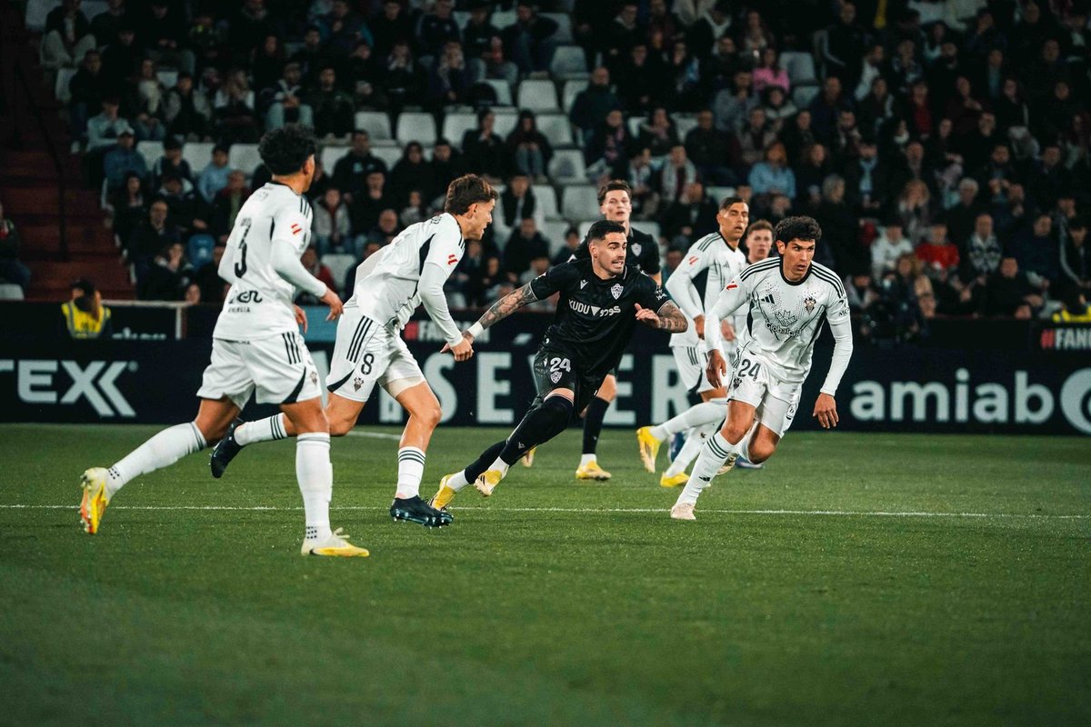 José Miguel Capel tweet media