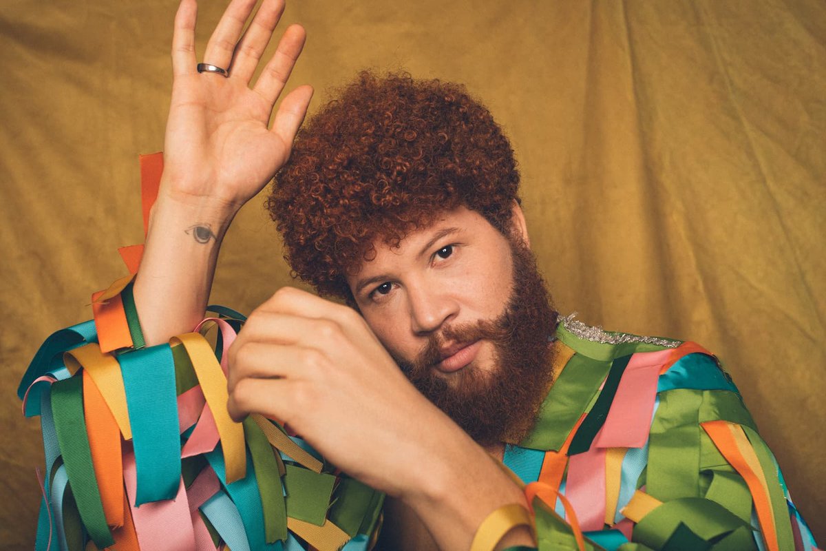 “É UM DISCO MUITO DO CORAÇÃO”, COMENTA MARTINS SOBRE SEU NOVO PROJETO “AO VIVO NA CASA ESTAÇÃO DA LUZ” portalpepper.com.br/e-um-disco-mui…