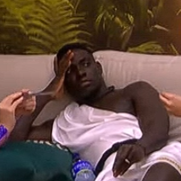 rompe_kucas3mil's tweet image. Campanita con esa casa dice todo de el show que esta haciendo Beba🥱🤣
#LaCasaDeLosFamososCol3 #LaCasaDeLosFamososCol #LaCasaDeLosFamosos3 #lcdlfc3