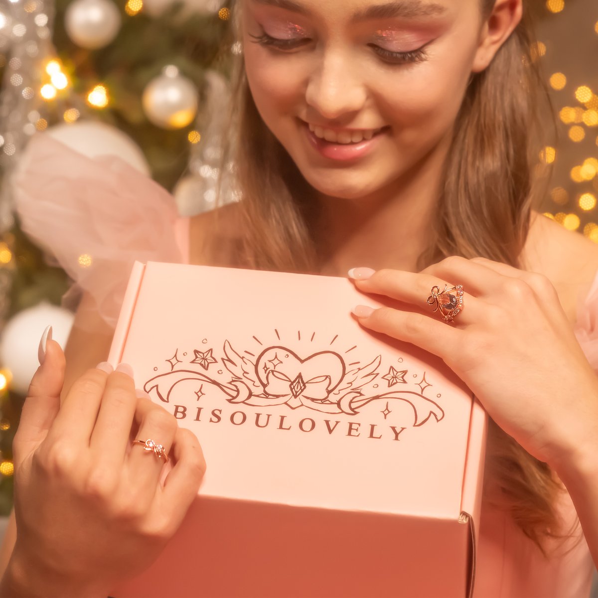 bisoulovely's tweet photo. This timeline is the one where you don’t miss it ✨
The MADOKA☆MAGICA jewelry restock is now LIVE.

Homura can’t rewind the clock for you this time make your wish while the magic is here 💖 https://t.co/wber5RfWR5