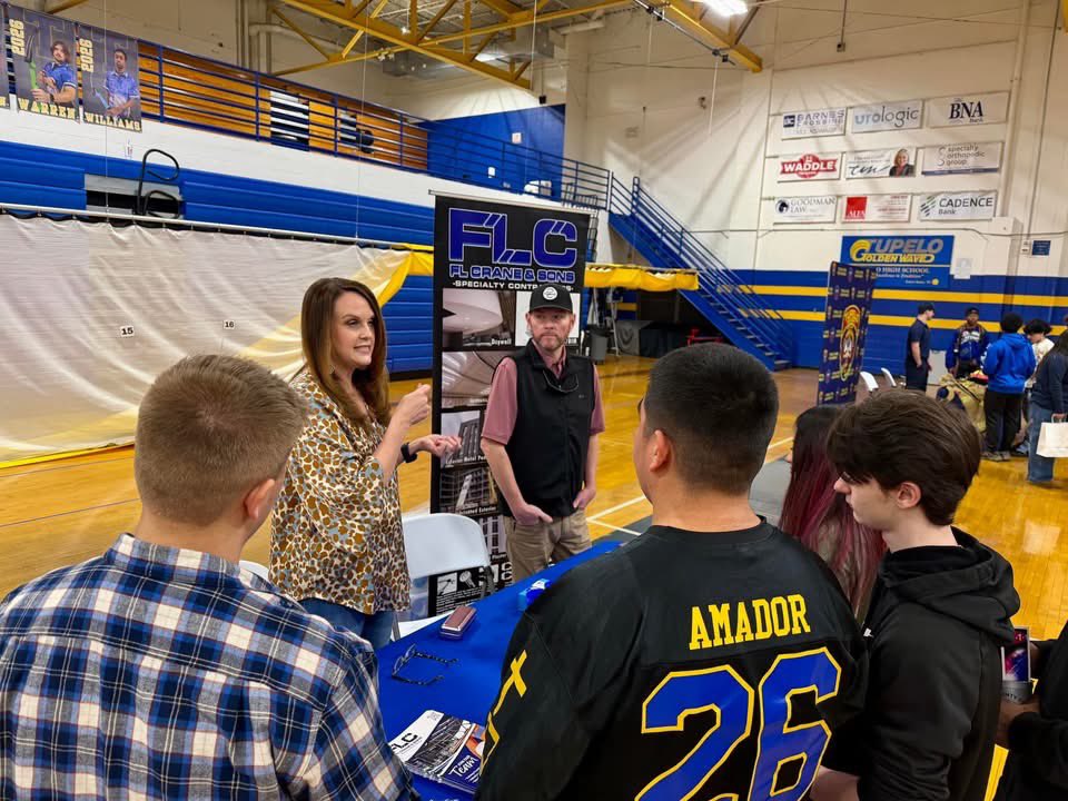 CareerTech_TPSD's tweet image. Another great Business and Industry Fair! Thanks to our wonderful community partners. We love seeing our students connect with local businesses and explore the many career paths available right here in Tupelo.💙💛  #CommunityPartnerships 
#FutureFocused #CTEMonth #tpsd