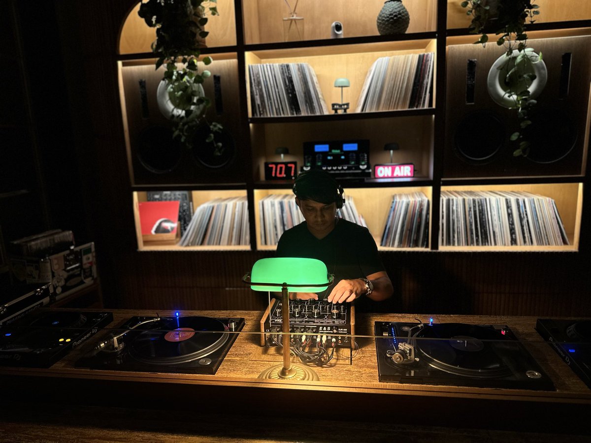 /\cid leal tweet media