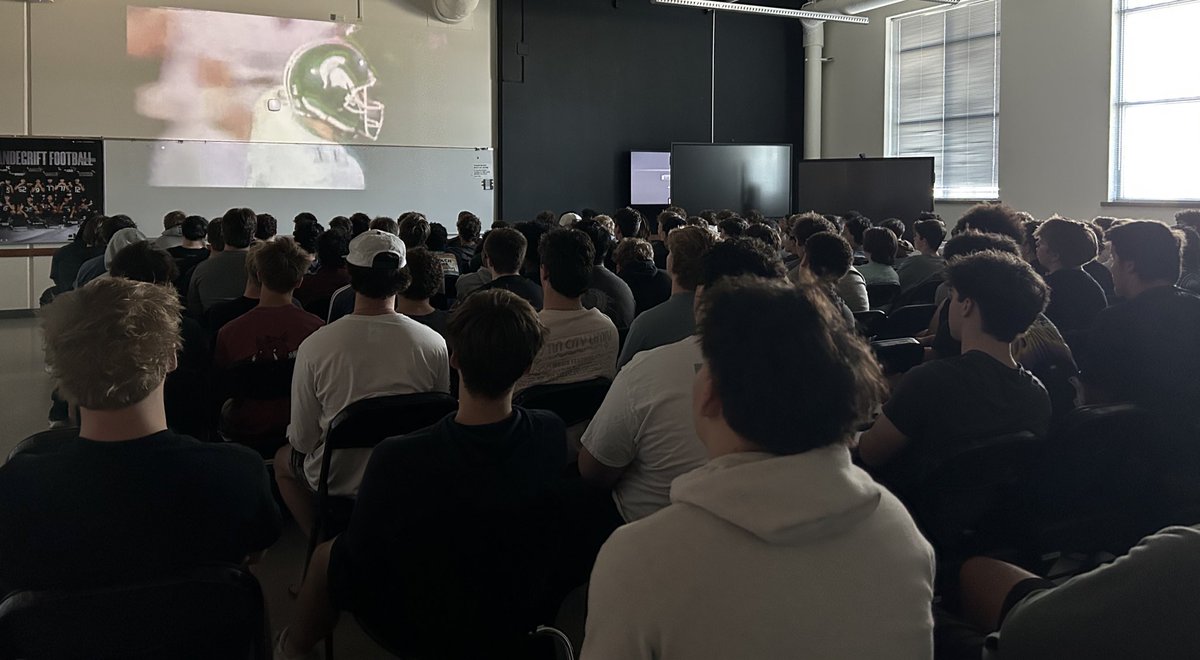 Vandegrift Football tweet media