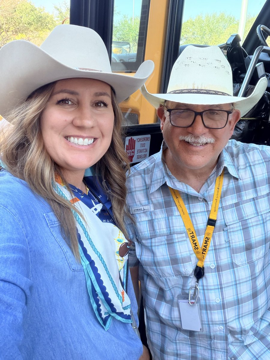 Amanda Faubion tweet media