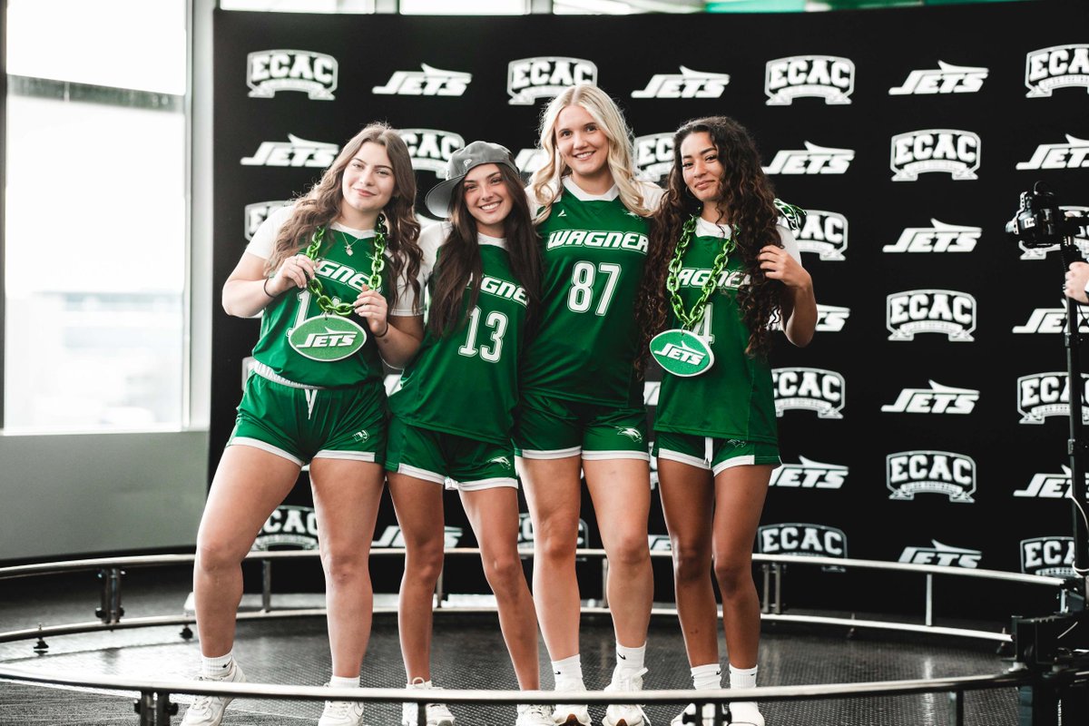nyjets's tweet photo. Continuing to grow the game.

Today, we introduced 15 teams at our first-ever @ECACSports Women’s Flag Football Media Day at @MetLifeStadium! https://t.co/Ap7Y9olY7d