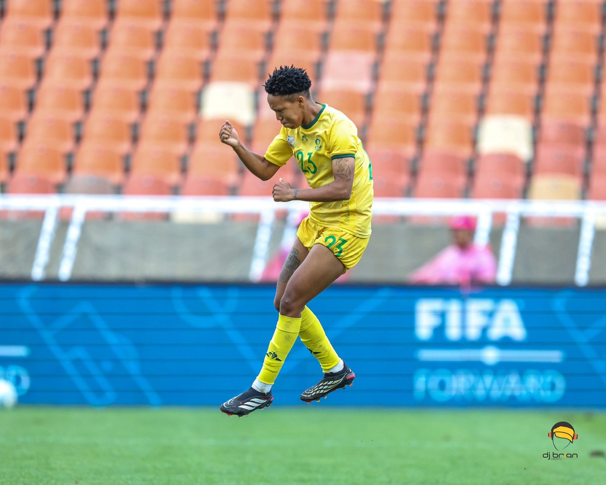Djbrianrikhotso's tweet photo. Some shoots from banyana.banyana Vs Zimbabwe πΏπΌ #cosafacup
π· DJ Brian Rikhotso #Anihupi https://t.co/RkJMfU0g9v