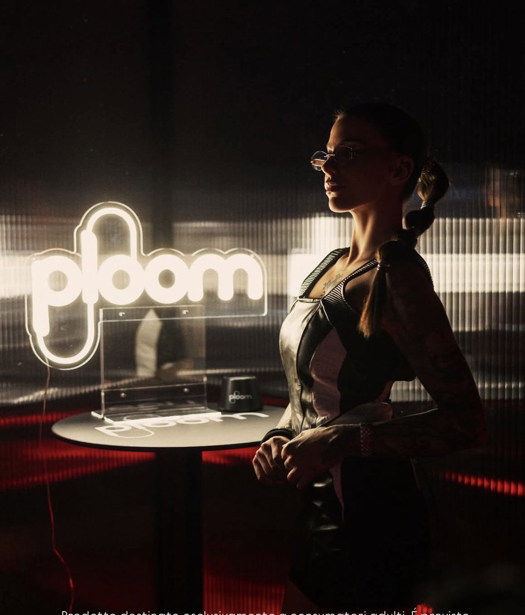 Veronica tweet media