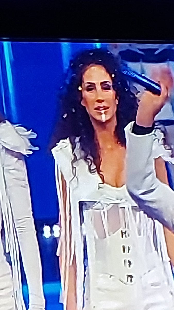 miimmo's tweet photo. #raf con la BELLISSIMA figlia Bianca... Identica a mamma #gabriellalabate  #Sanremo2026 https://t.co/FLXkYcNWAB