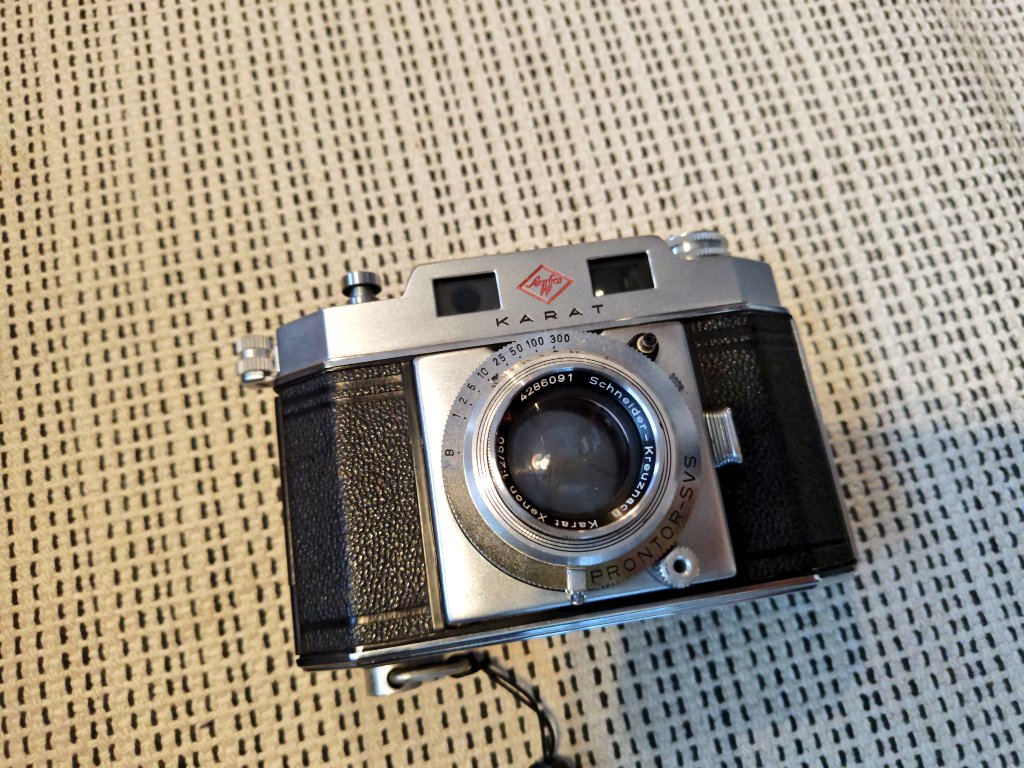 蛇腹カメラ写真展 本日からですね😀 フィルムカメラならでわの操作感で