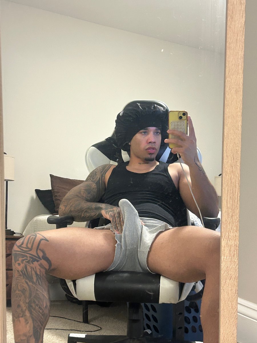 Sewshiii tweet media