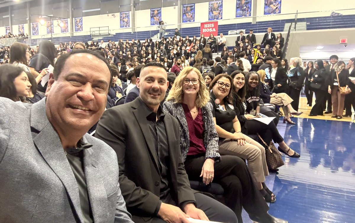 Dr. Roland Hernandez tweet media