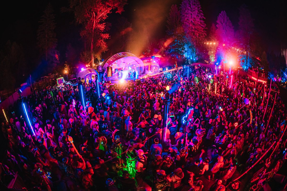 T R U T H tweet media