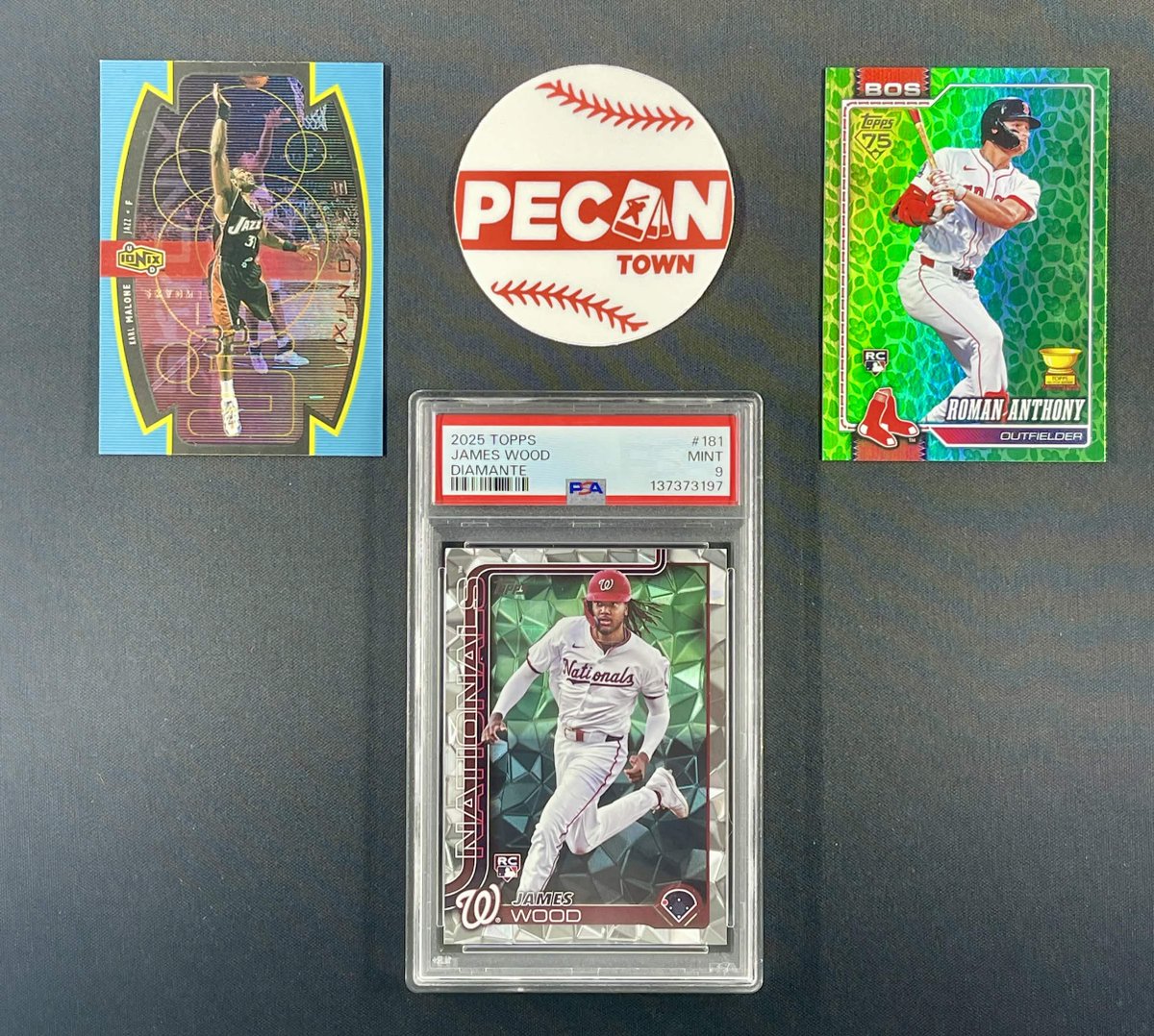 🚨 GIVEAWAY TIME 🚨

Heading into the next round of #PecantownStacks, Lets give away 3 cool cards as a thank you for all the support! 🔥

To enter: 
🔁 Repost this 
❤️ Like this 
➕ Follow me

Winners announced Sunday night after Day 1 of the sale! Good luck! 🙏