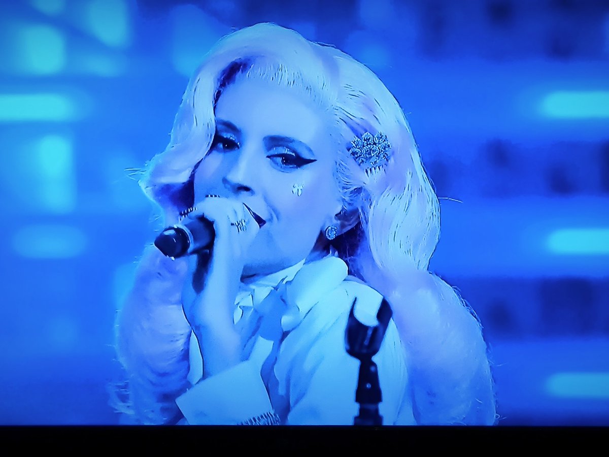 Sempre più divina ❤️❤️❤️ #Sanremo2026