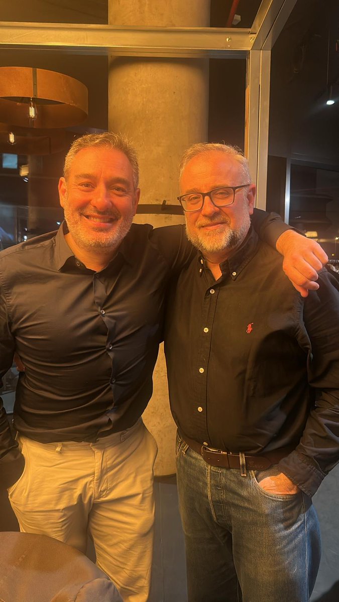 ismenios's tweet image. Siempre es un placer coincidir con Fernando Alfageme, el pope nacional de Ecografia cutánea  #praga