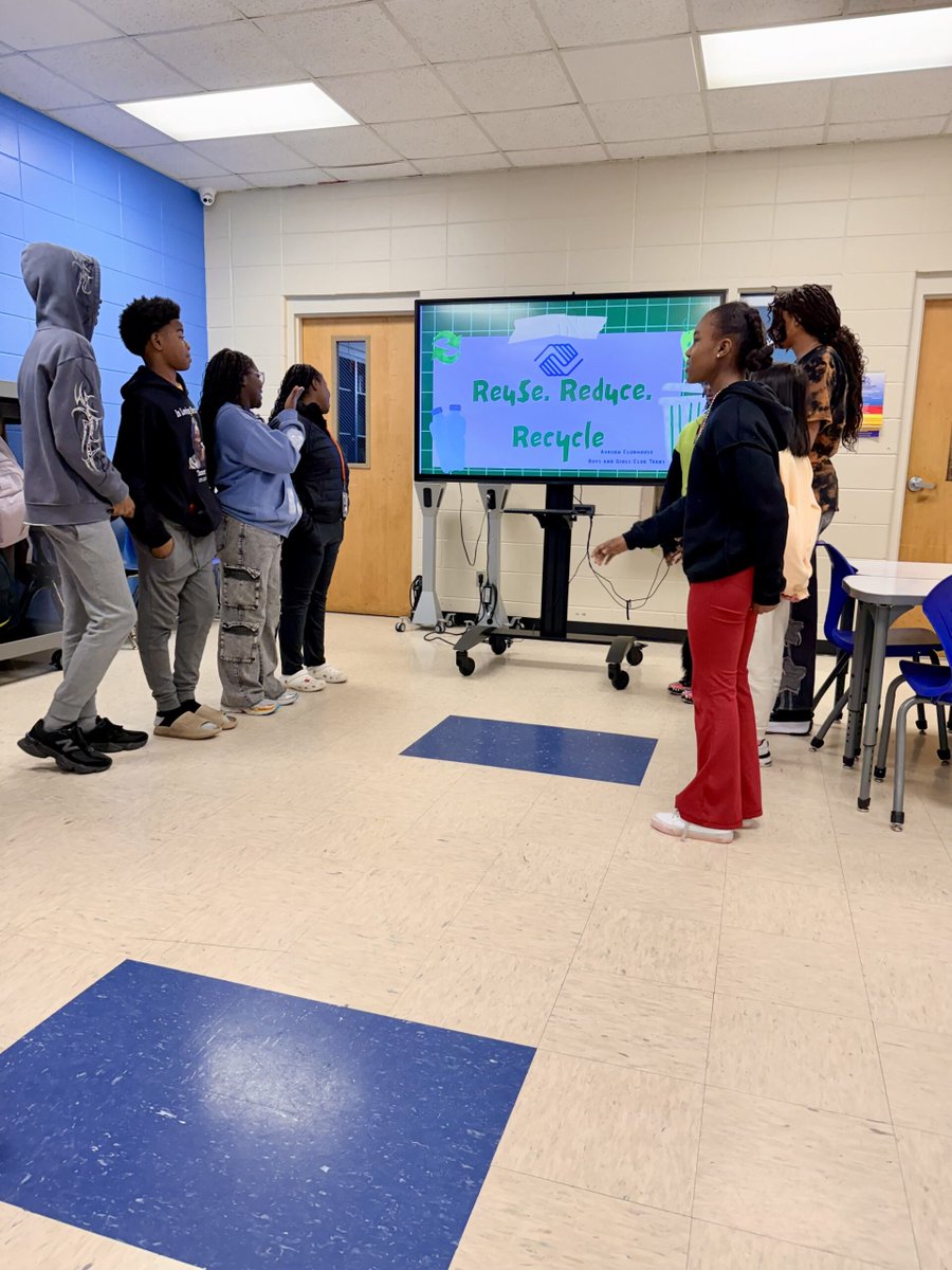bgceastal's tweet photo. Future leaders in action learning that recycling, reusing, and reducing waste helps protect the world we all share. 💚 Caring for our Club. Caring for our Earth. ♻️✨
#bgceastal #futureready https://t.co/52sjJon1gZ