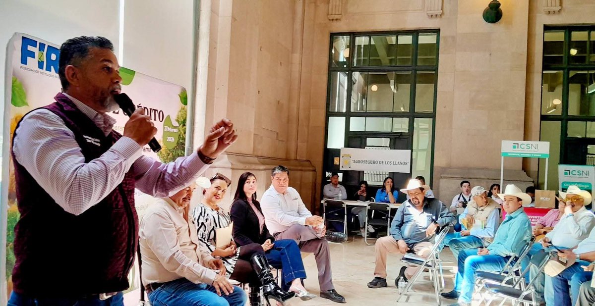 Acudimos a la feria de Crédito Cosechando Soberania Bovinos-Carne organizado por FIRA, se expuso los requisitos para que los productores puedan obtener su carta de elegibilidad para estos creditos, acude a tu CADER o DDR mas cercano de tu localidad. <a href="/JulioBerdegue/">Julio Berdegué</a> <a href="/ismaelayala7/">Ismael Ayala Salazar</a>